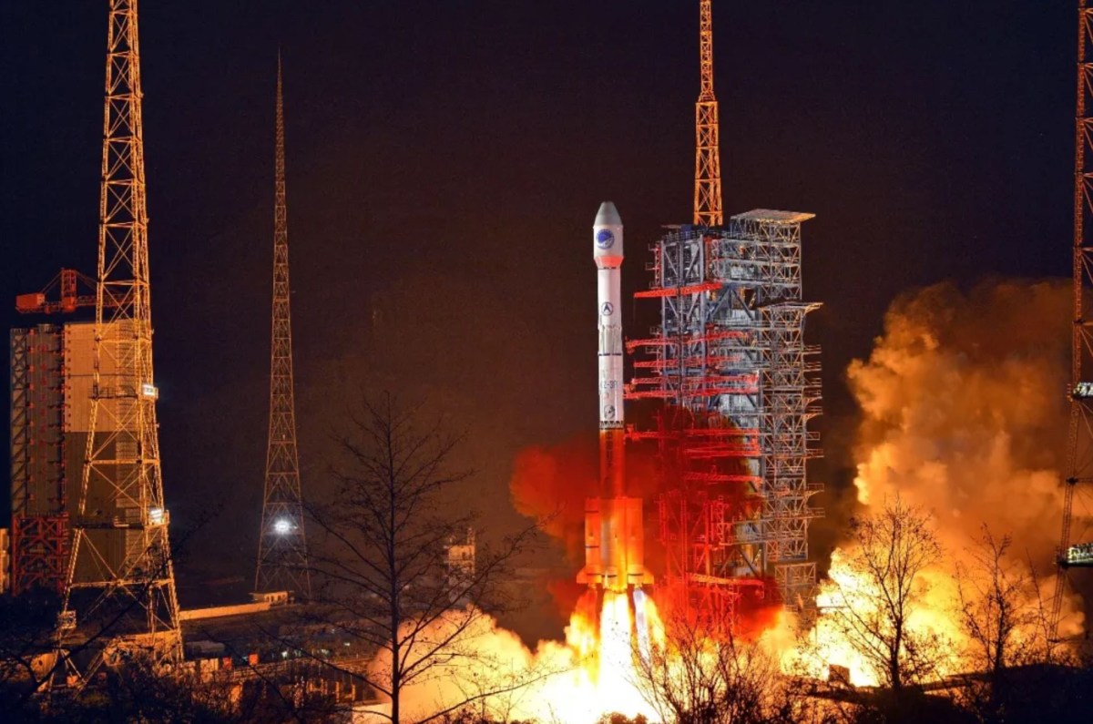 A Long March 3B lifts off from Xichang with a Beidou satellite March 9, 2020.