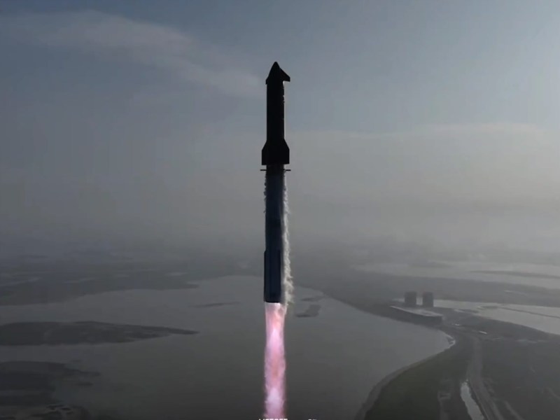 Starship liftoff