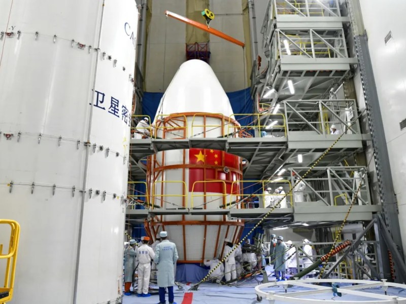 Technicians prepare the Tiantong-1-03 satellite inside its payload fairing at the Xichang Satellite Launch Center in January 2021. The satellite, part of China’s mobile communications system, supports direct-to-device messaging services via geostationary orbit.